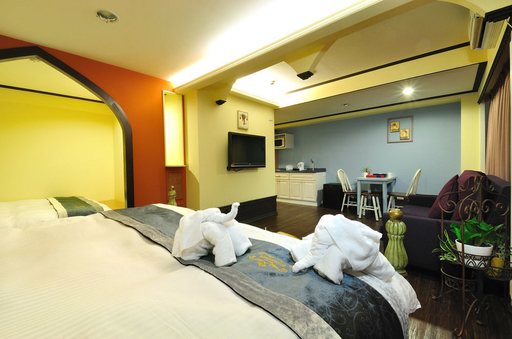 Elizabeth Hotel Тайчжун Экстерьер фото
